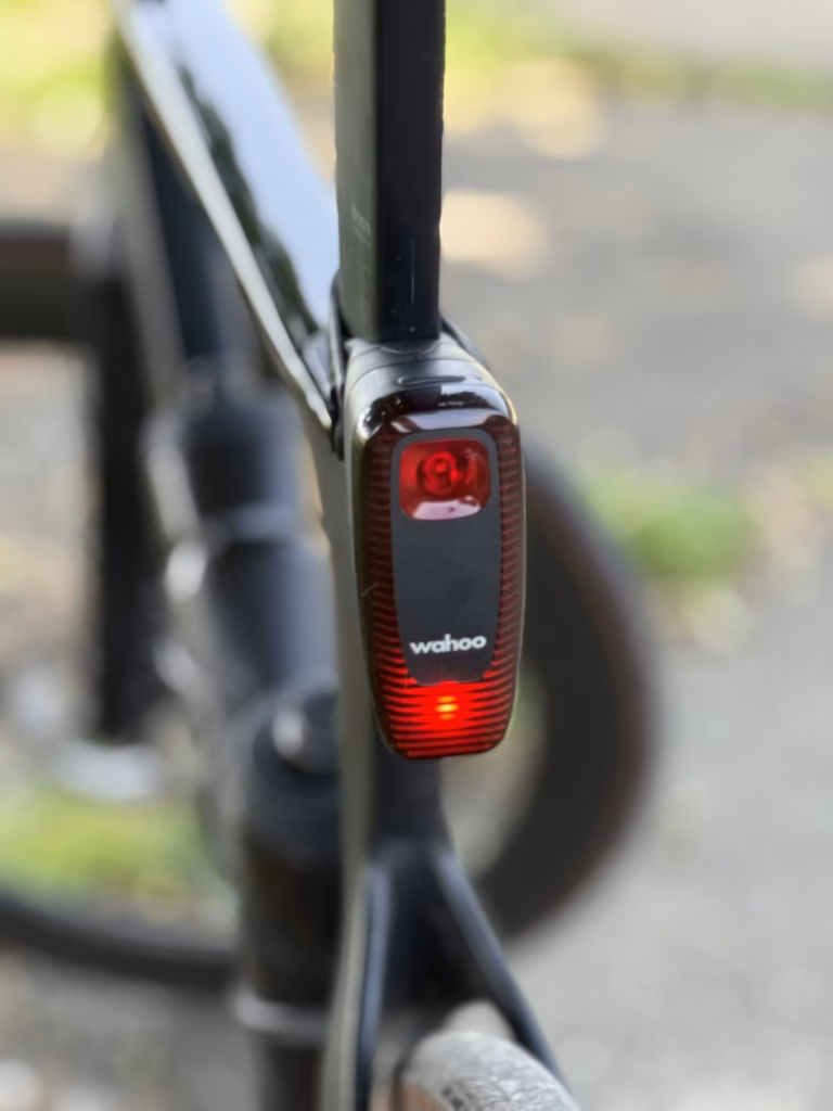 Wahoo Trackr Radar am Canyon Aeroad