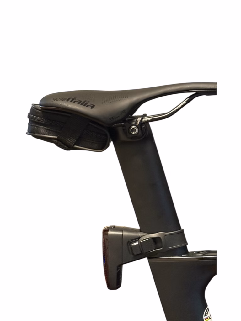 Rennrad Satteltasche Montiert