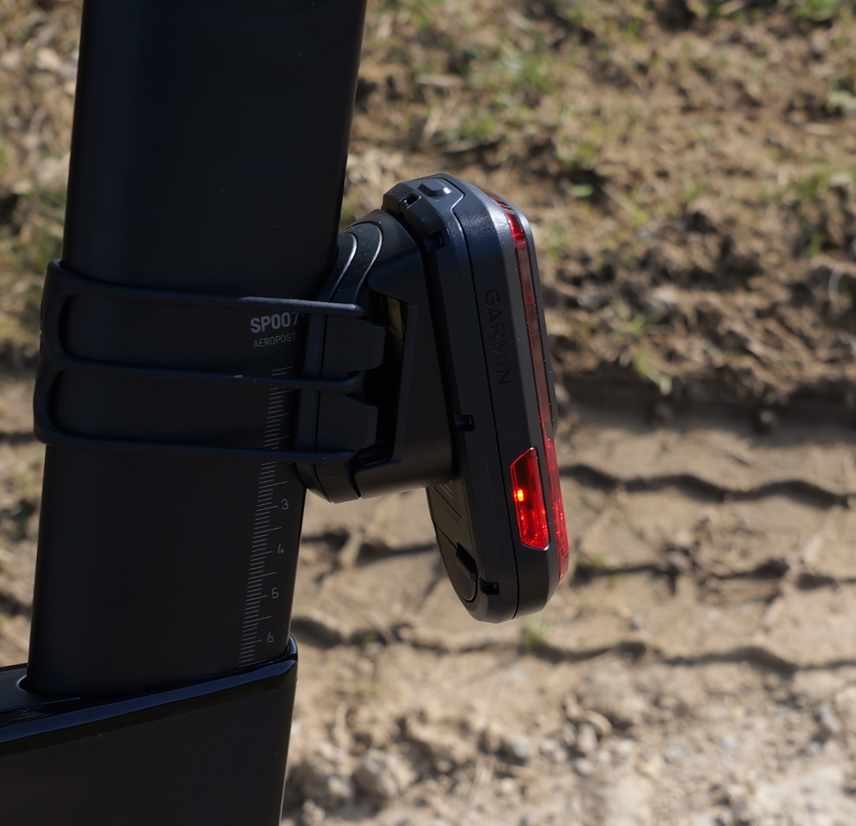 Garmin RearVue 820 – Seitenansicht