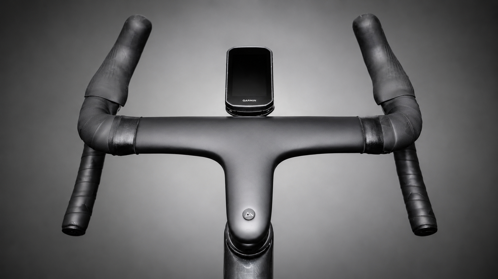 Rennrad mit Dropbar und Hoods als Bild für Reach, Vorbaulänge und Lenkerform