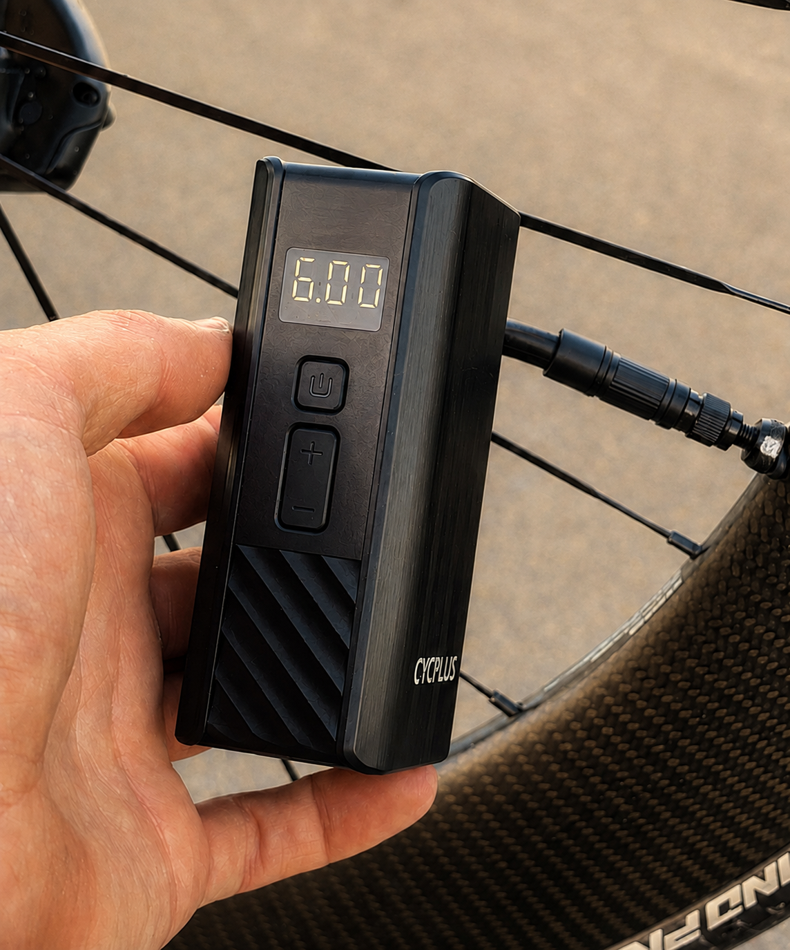 CYCPLUS A3 Mini elektrische Fahrradpumpe
