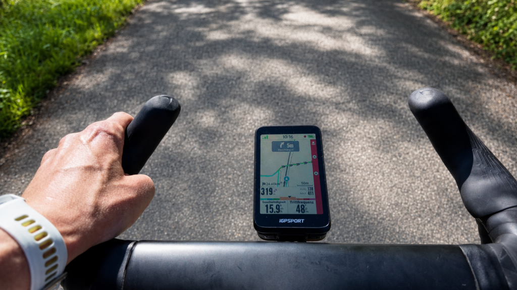 iGPSPORT BiNavi Test: Starkes Display in der Sonne und lange Akkulaufzeit – aber nicht ohne Schwächen