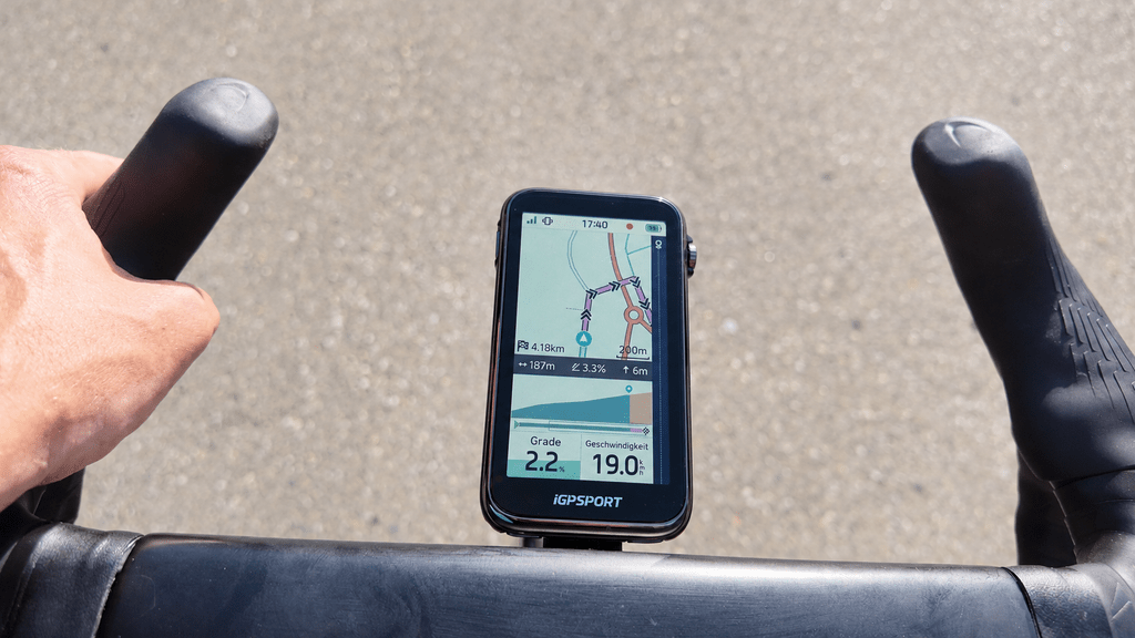 iGPSPORT BiNavi Ultra: iClimb 4.0 iGPSPORT BiNavi Ultra mit iClimb 4.0 und Anstiegsanzeige am Rennradlenker
