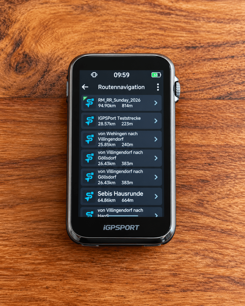 iGPSPORT: Importierte Routen auswählen Liste importierter Routen auf einem iGPSPORT-Fahrradcomputer